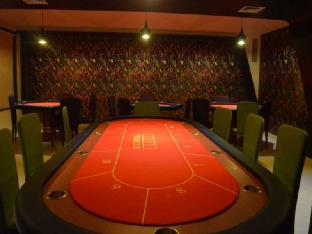 crescent spa and resorts indore