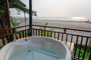 sinq beach morjim