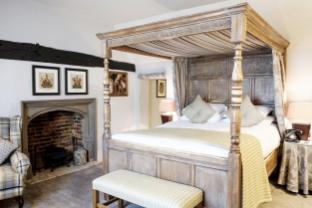 Red Lion Hotel, Hillingdon,Hayes>>Greater London,4 star