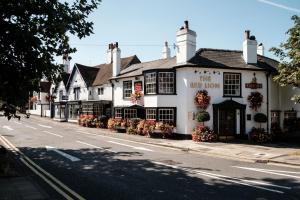 Red Lion Hotel, Hillingdon,Hayes>>Greater London,4 star