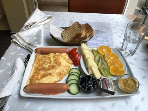 relax comfort suites