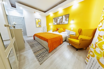 relax comfort suites