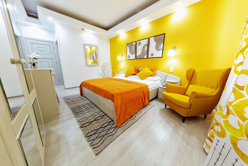 relax comfort suites