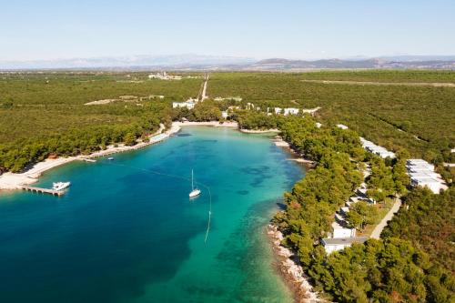 crvena luka resort