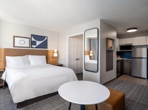 staybridge suites rochester university by ihg