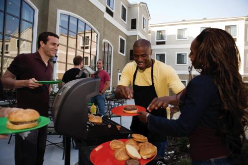 staybridge suites rochester university by ihg