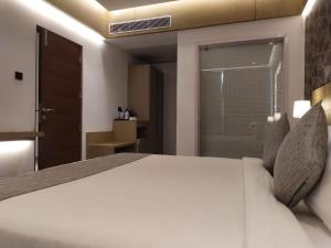 mothimahal residency thrissur