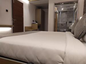 mothimahal residency thrissur