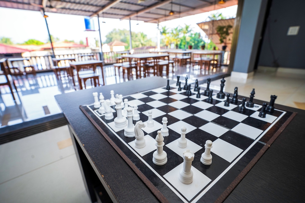 hotel 7seas by solara hospitality