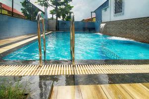 hotel 7seas by solara hospitality