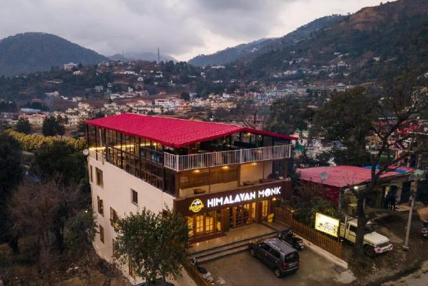 the himalayan monk hotel