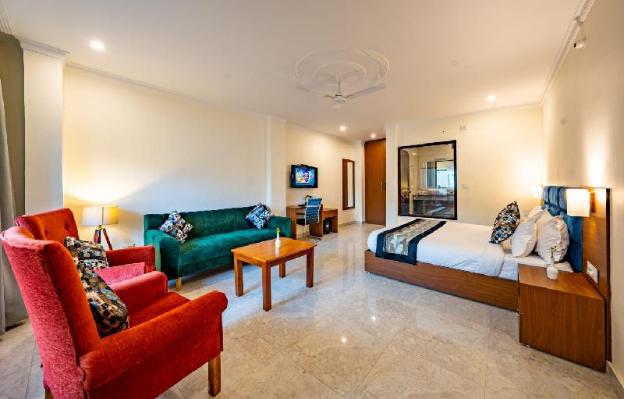 the himalayan monk hotel