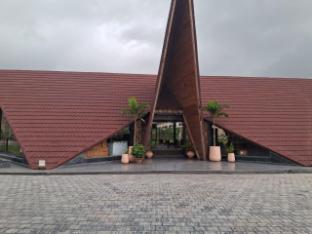 jollywood banquets and resort