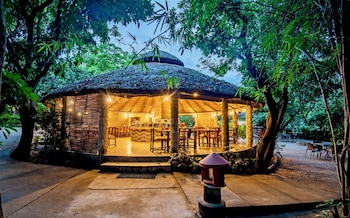 tiger camp resort river access