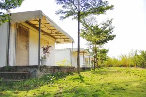 riverside county resort amba ghat shahuwadi