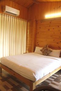 riverside county resort amba ghat shahuwadi