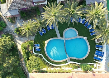 la jacia hotel and resort