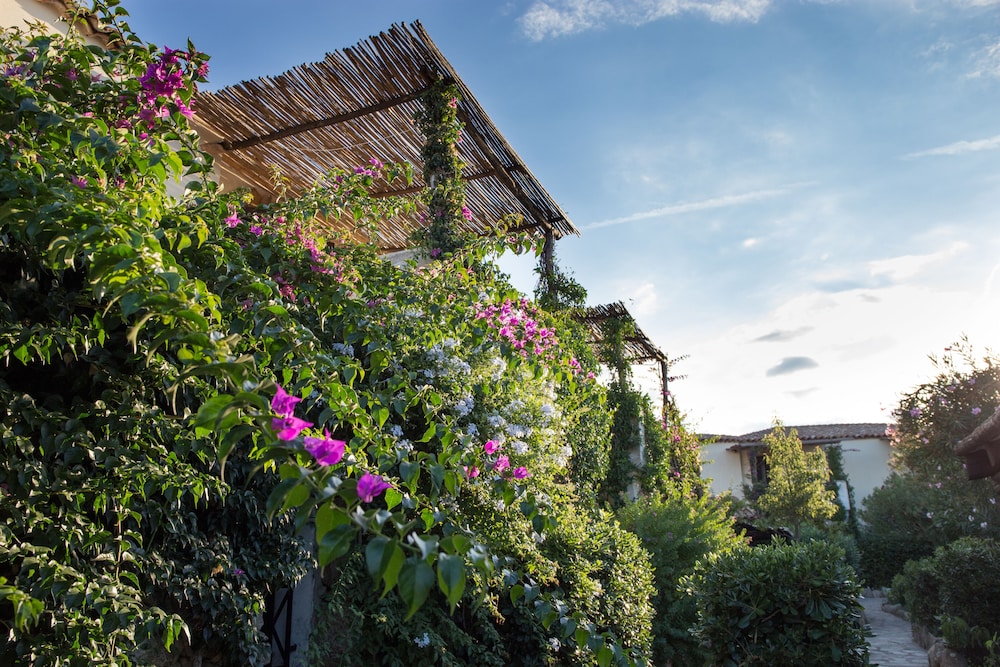 la jacia hotel and resort