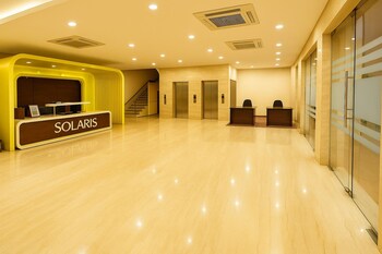 hotel solaris
