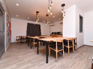 townhouse rudra inn near chhatarpur metro station