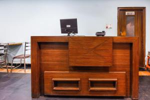 hotel o sai residency near sr nagar metro station