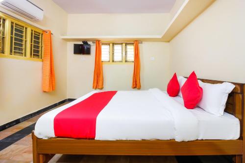 hotel o sai residency near sr nagar metro station