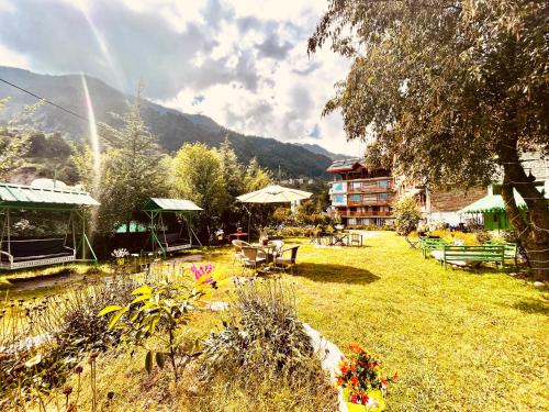 hotel beas river retreat