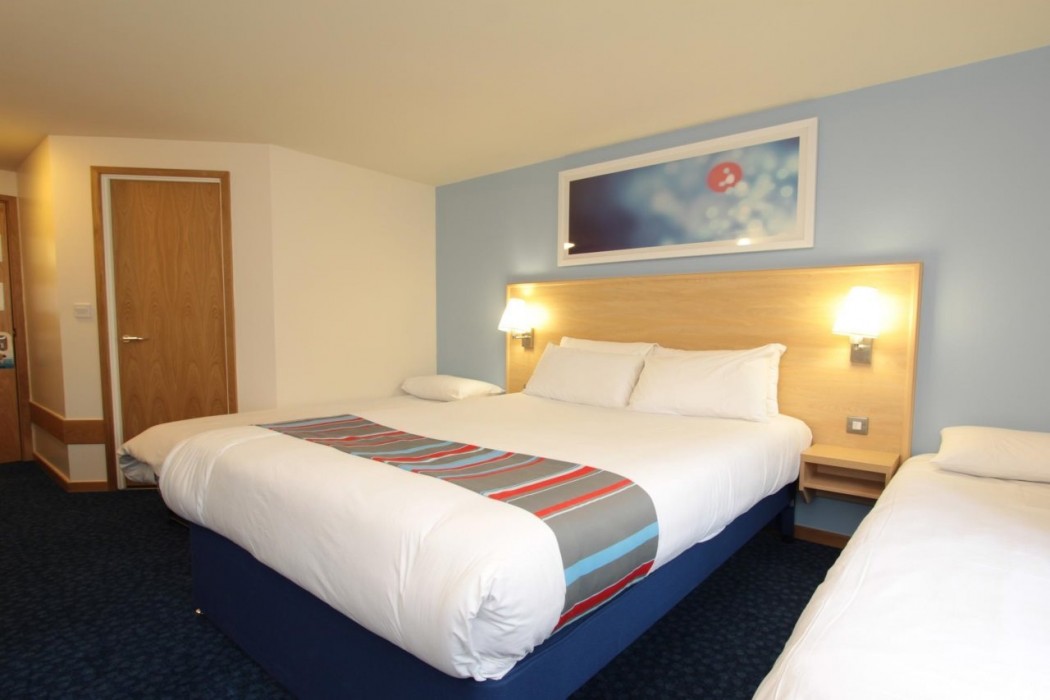 travelodge glenrothes