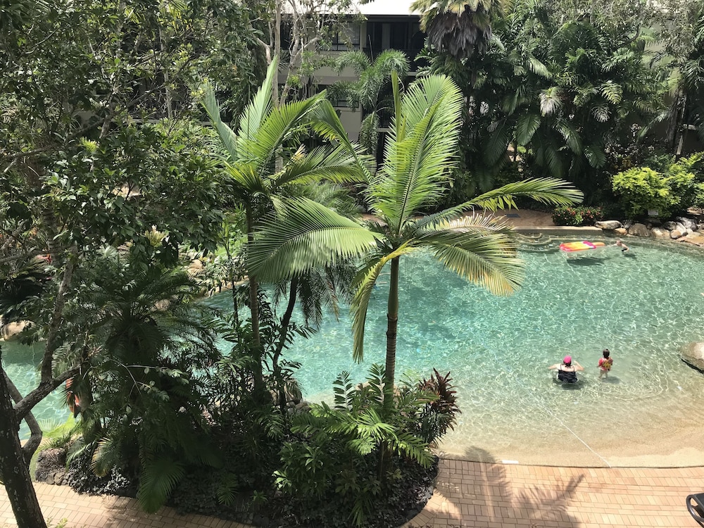 trinity links resort