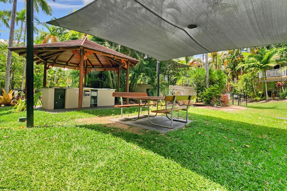 trinity links resort