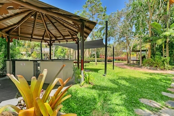 trinity links resort