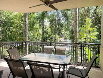 trinity links resort