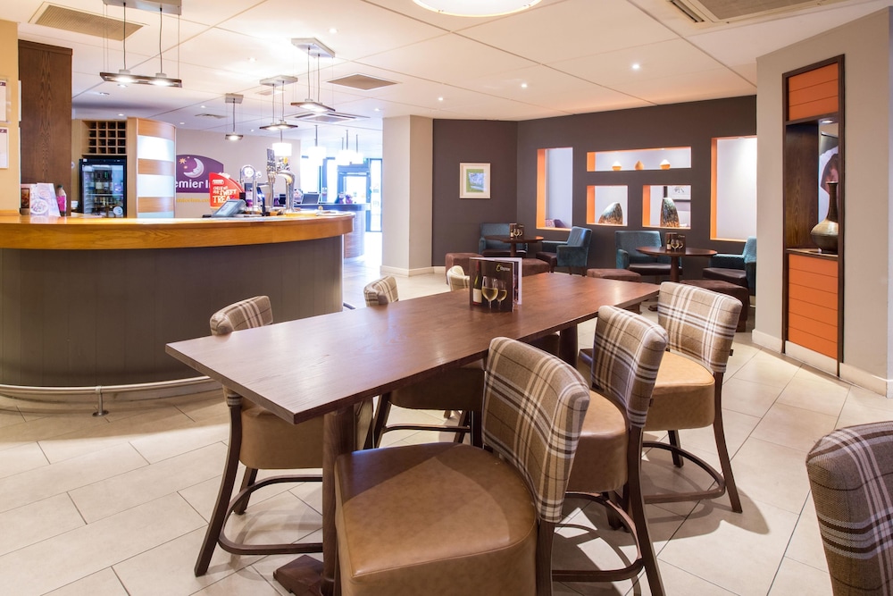 premier inn portsmouth port solent
