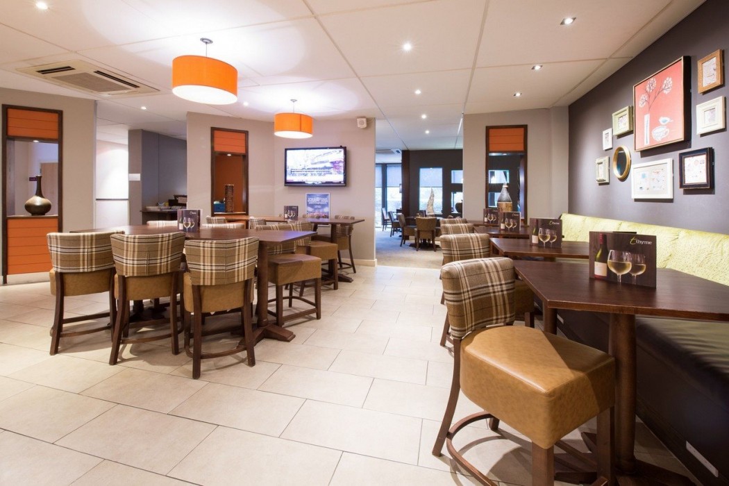 premier inn portsmouth port solent