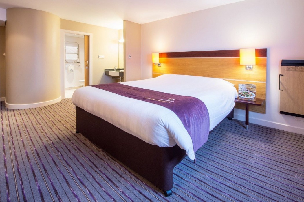 premier inn portsmouth port solent