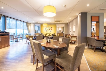 premier inn portsmouth port solent