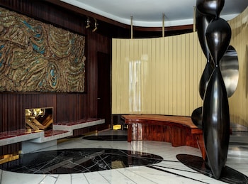 the manner the unbound collection by hyatt