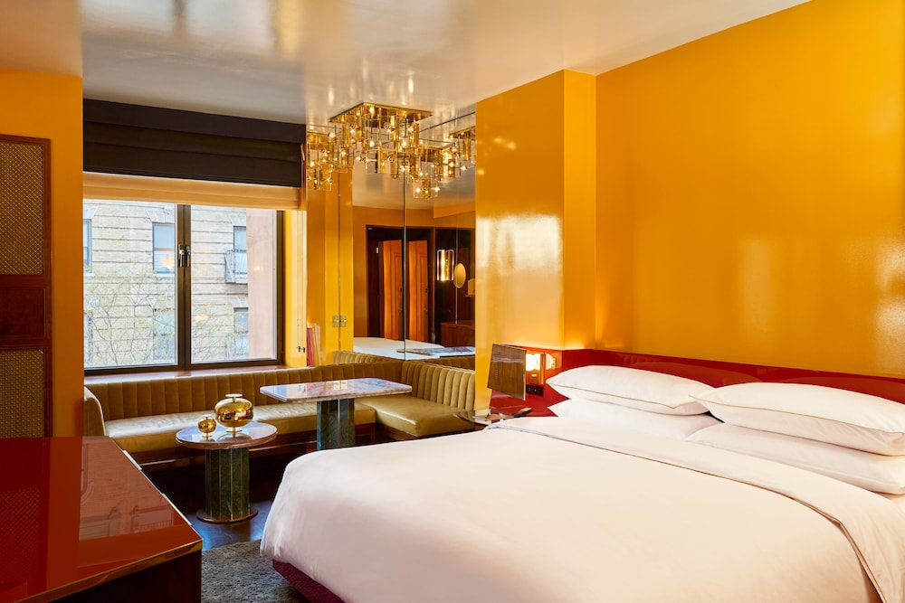 the manner the unbound collection by hyatt