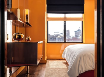 the manner the unbound collection by hyatt
