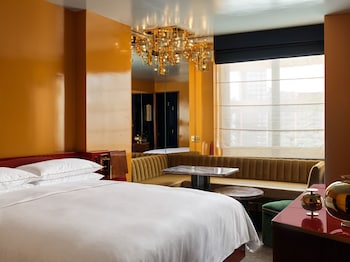 the manner the unbound collection by hyatt