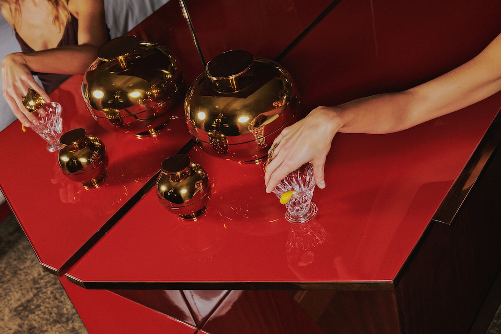 the manner the unbound collection by hyatt