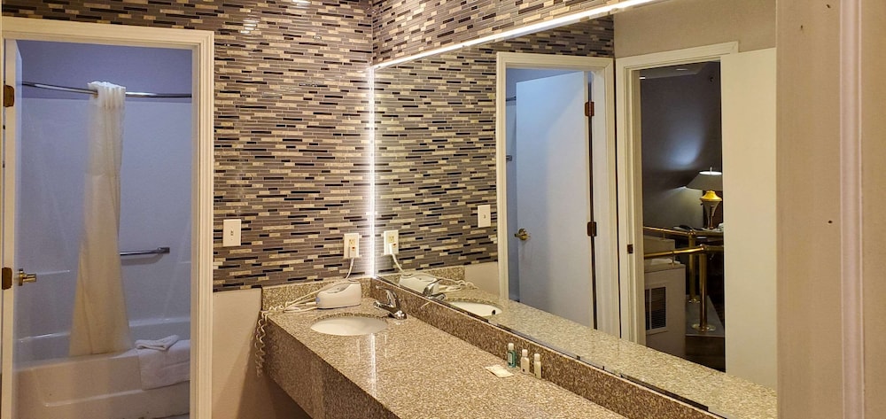 quality inn and suites cincinnati i 275