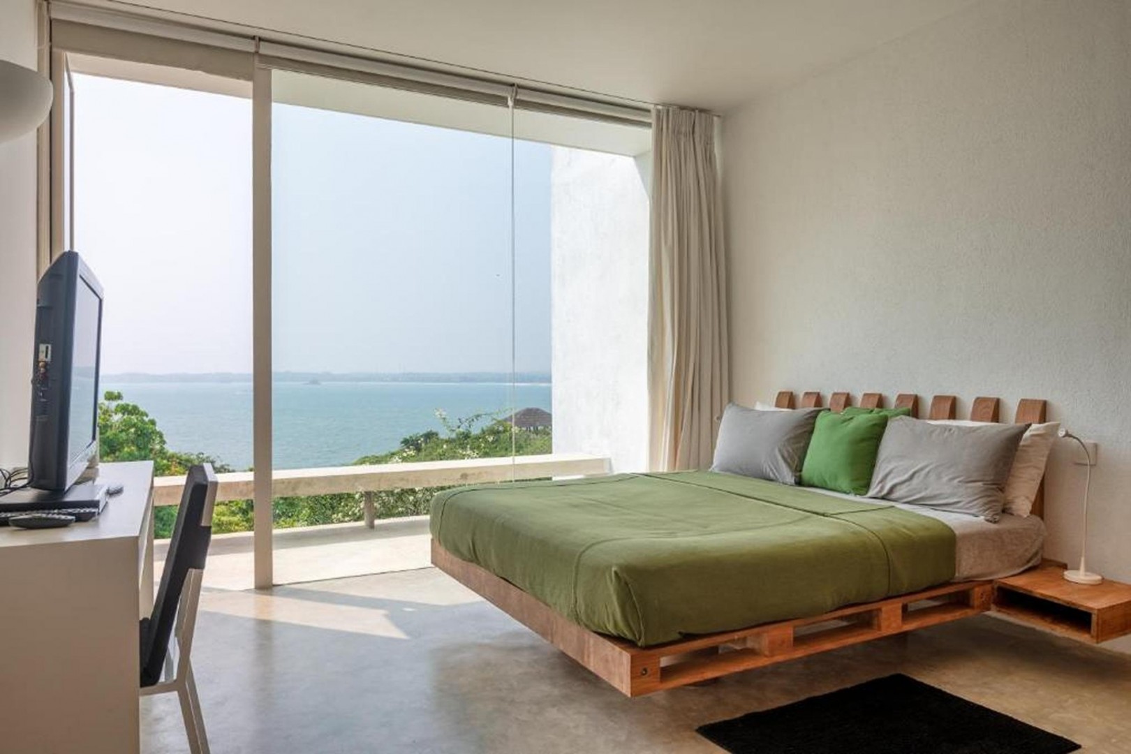 villa vista by the serendipity