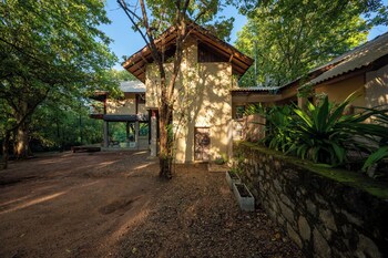 the river house dambulla by the serendipity collection