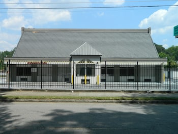 Travel Inn Atlanta,,3 star