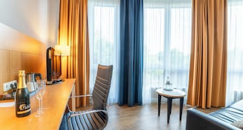 plaza premium koln
