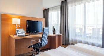 plaza premium koln