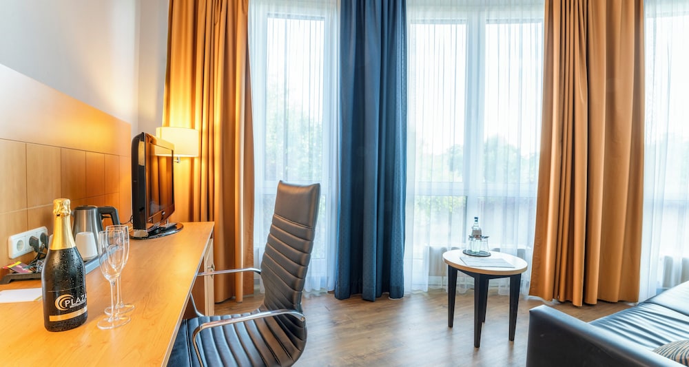 plaza premium koln