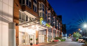 plaza premium koln