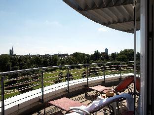 plaza premium koln
